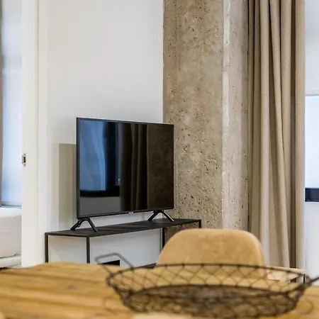 Goerlich By Alma 아파트