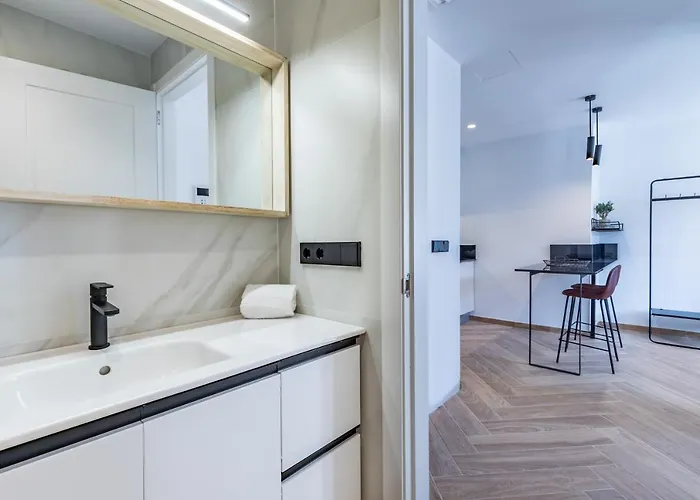 Daire Goerlich By Alma Valensiya