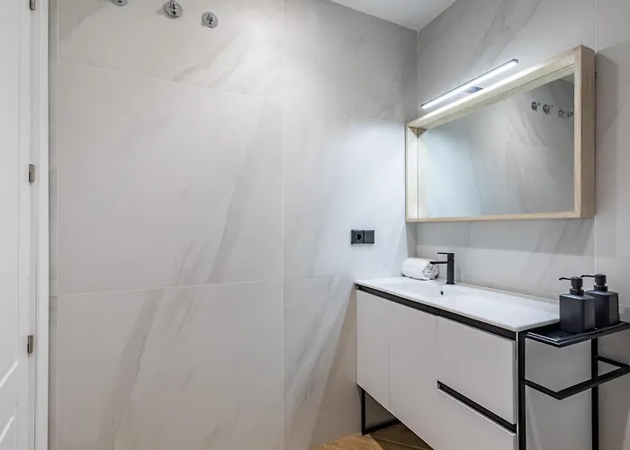 Daire Goerlich By Alma Valensiya