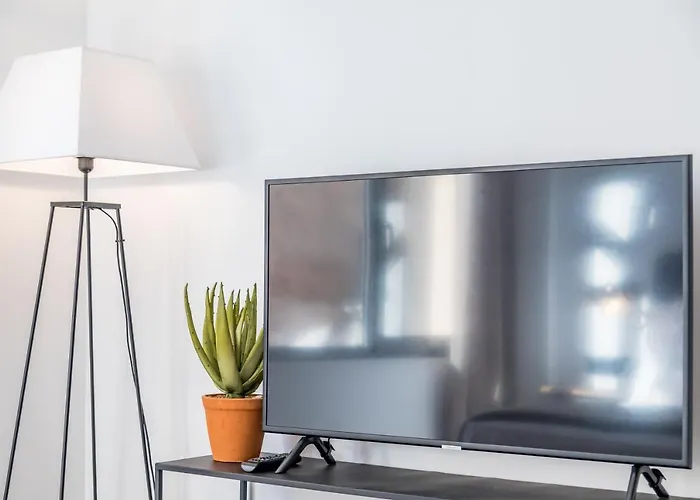 Goerlich By Alma Daire