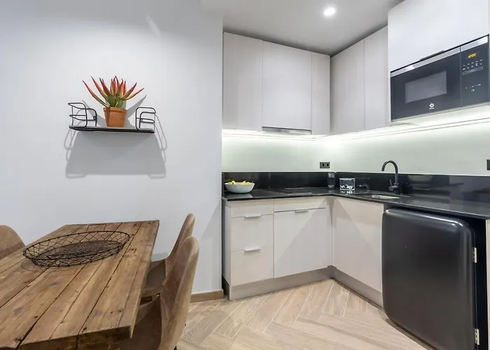 Daire Goerlich By Alma Valensiya