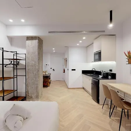 Goerlich By Alma Apartmán *